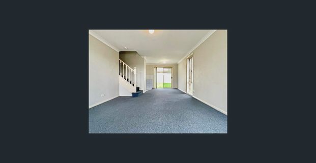 Two-Bedroom Double-Storey Townhouse in Quiet Complex - Photo 1