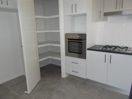 3 Bedroom Duplex in Outlook Estate - Photo 2