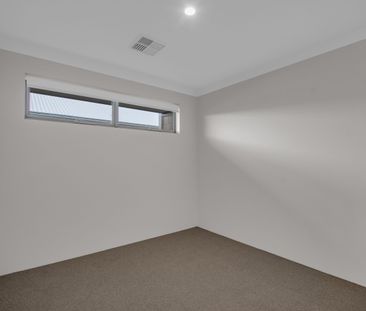 Lovely Four Bedroom Home in Byford - Photo 6