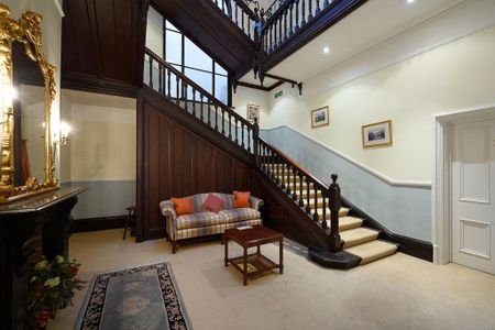 3 bedroom semi-detached house to rent - Photo 2