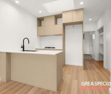 “Brand Town House in the Heart of Preston!” - Photo 3