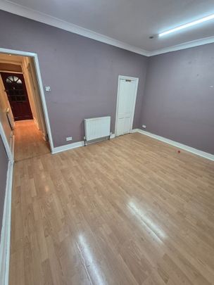 2 Bed Terraced House, Willet Palace, CR7 - Photo 1