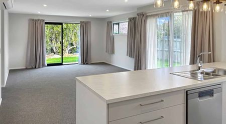 MASTERTON - 3 BEDROOM - Photo 4
