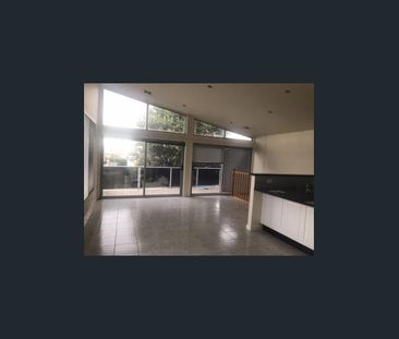 3 Bedrooms. - Great Location - Photo 4