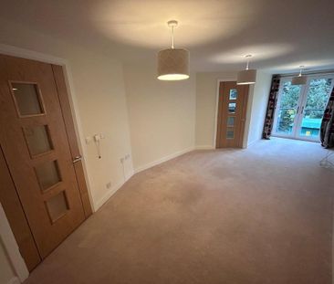 1 bedroom retirement property to rent - Photo 2