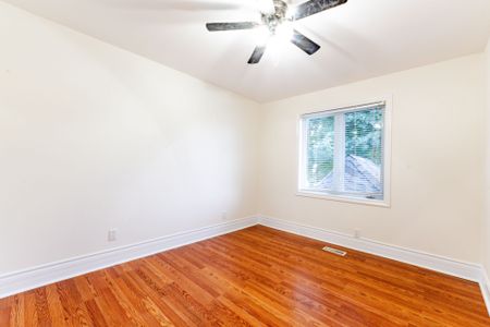 For Lease - 270 Verdun Road Unit# Main Floor, Oshawa, Ontario - Photo 2