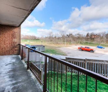 apartments at 258 West Street - Photo 2