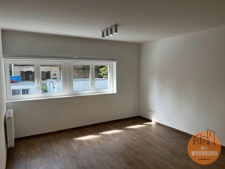 Woning met tuin, 3 slpks en staanplaats - Foto 3