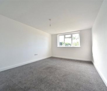 2 bedroom bungalow to rent - Photo 2