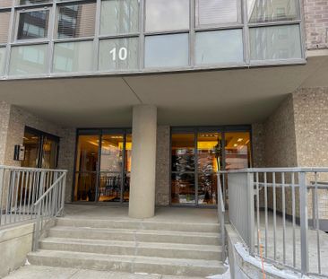 Contemporary Apartment With Parking & Storage Included - Photo 5