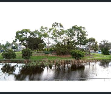 Excellent Single Storey Family Home.... - Photo 2