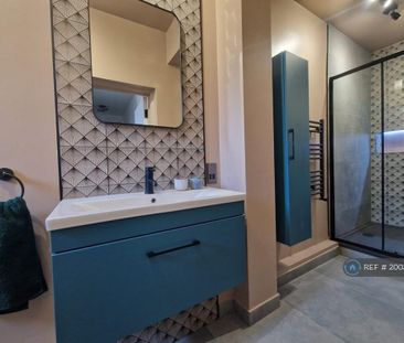 2 bedroom maisonette to rent - Photo 5