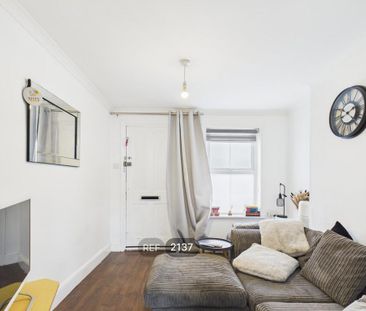 2 bedroom terraced house to rent - Photo 6