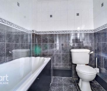 3 bedroom terraced house to rent - Photo 6