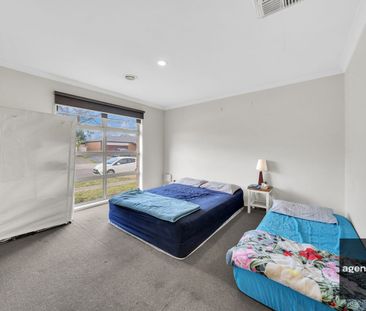 Stunning Family Home in Tarneit VIC! - Photo 4