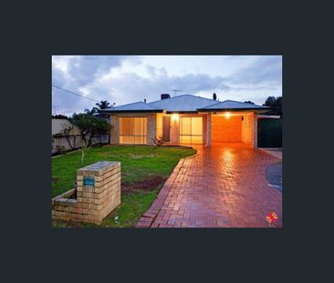 36 Carbeen View, Piara Waters, WA 6112 - Photo 4