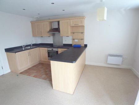 2 bedroom flat to rent - Photo 5