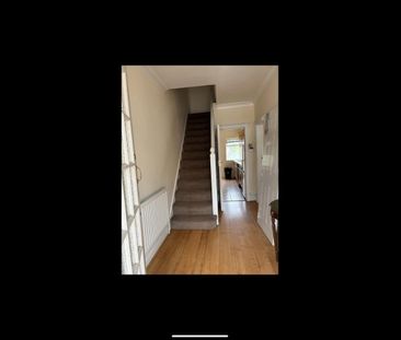 Room in a Shared House, Capel Gardens, IG3 - Photo 2