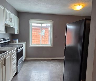 For Lease - 54 Wyandotte Street Unit# 2, Orillia, Ontario - Photo 6