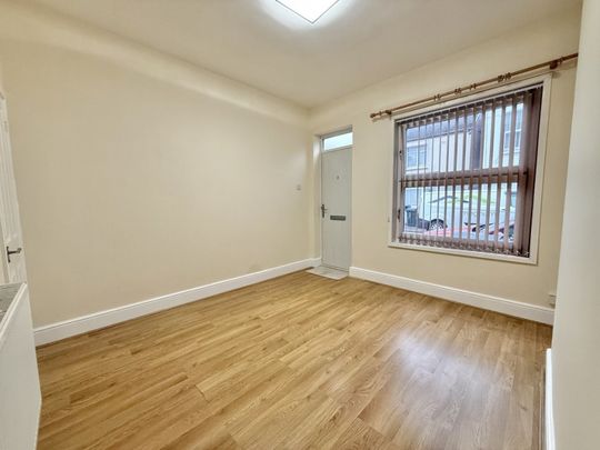 Cromwell Street, Coventry - - Photo 1