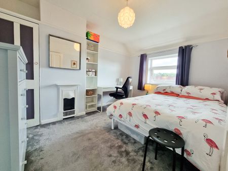 2 Bedroom Home – Medium Let - Photo 4