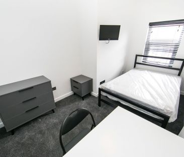 Norwood Road, Hyde Park, Leeds - Photo 6