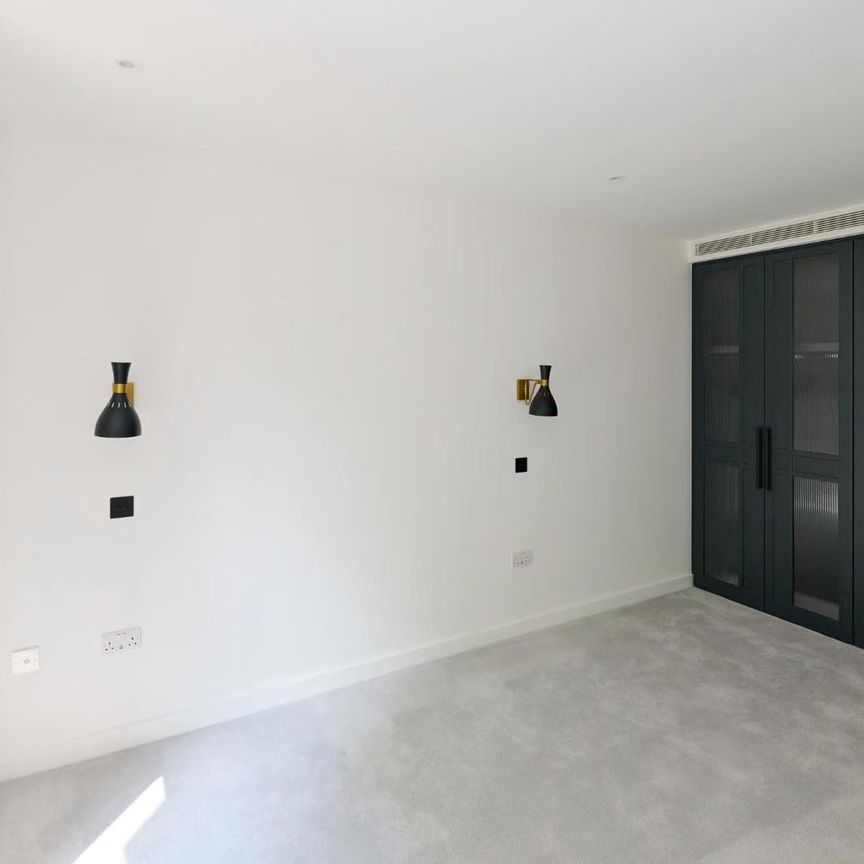 Boxwood Gardens, E1W, London - Photo 1