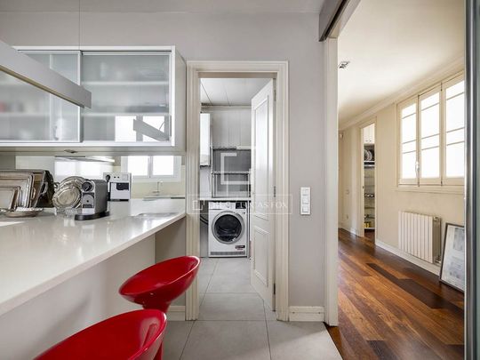 Barcelona, Catalonia 08009 - Photo 1