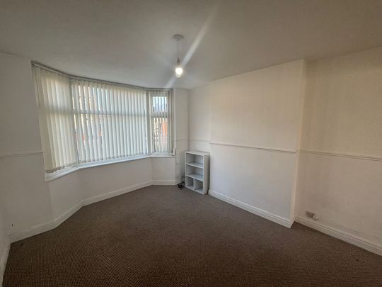 Dennis Road, Upper Stoke - Photo 1