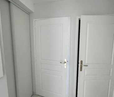 Location Appartement 3 pièces 63m² ST BREVIN LES PINS 44250 - Photo 5