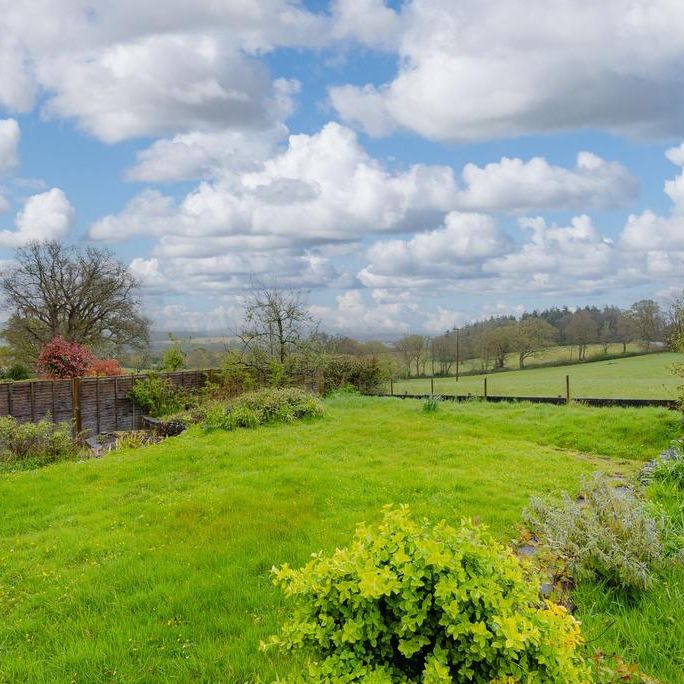 3 bedroom detached house to rent - Photo 1