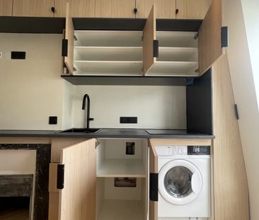 Studio meublé avec balcon, rénové par architecte - Photo 4