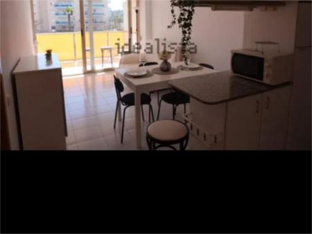 Piso de alquiler en Carrer D'amadeu Vives, 41, La Pineda - Photo 5