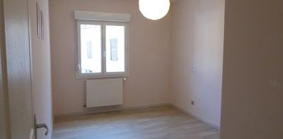 À louer / Appartement F6 / BESANCON QUARTIER HELVETIE 13 rue Charles Krug - Photo 2