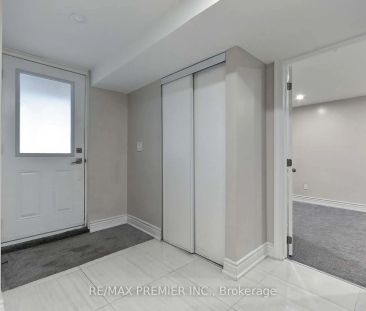 Detached Home For Lease | N9253934 - Photo 6