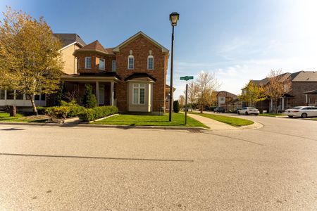 For Lease - 1 Green Hollow Court, Markham, Ontario - Photo 4