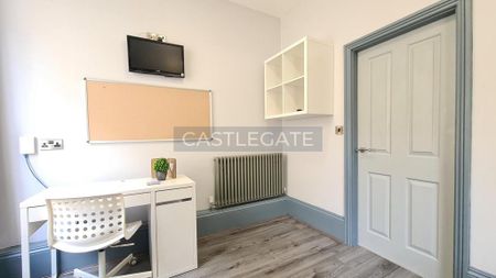 1 bedroom in a flat share to rent - Photo 4