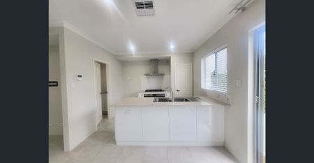 Modern family home - Photo 3