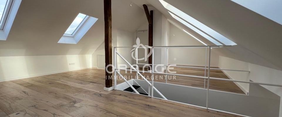 ***Exklusive Maisonette – kernsaniertes Wohnjuwel mit Stil, Licht & 75qm Grundfläche*** - Foto 1