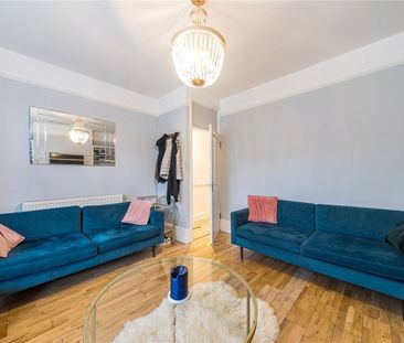 Flat to rent - Brownhill Road, London, SE6 - Photo 3