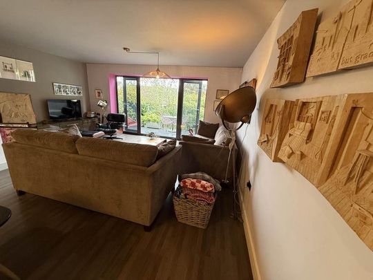 2 bedroom house to rent - Photo 1