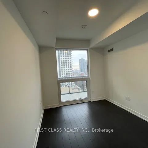 39 Roehampton Avenue #1510 - Photo 1