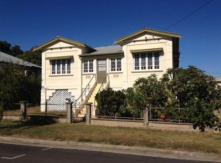 1 BEDROOM 1 BATHROOM HOME IN HYDE PARK - Photo 3