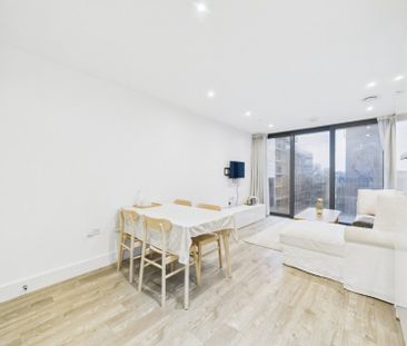 High Street, Staines-upon-Thames, Surrey,TW18 - Photo 2