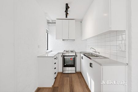 14/14 Tivoli Rd, South Yarra - Photo 2