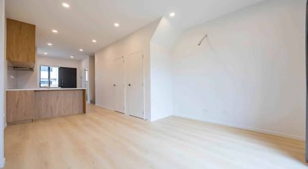 Built To Rent 2+1Bedroom townhouse in Mt Welli... - Photo 2