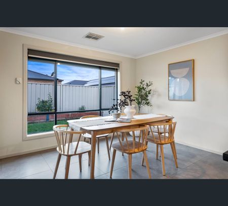 6 Drupe St, Munno Para West, SA 5115 - Photo 5