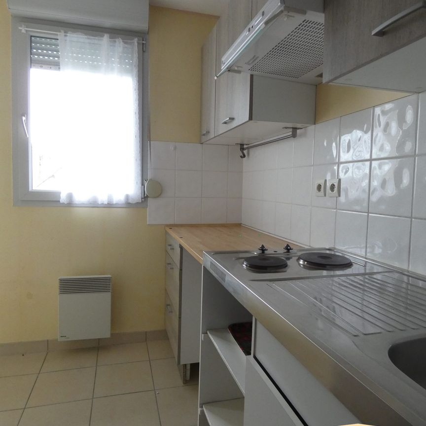 Location Appartement 2 pièces 43m² BELLEY 01300 - Photo 1
