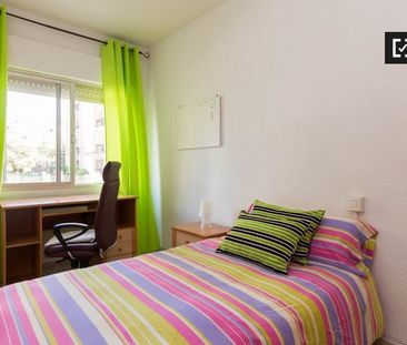 granada, Andalusia 18011 - Photo 1