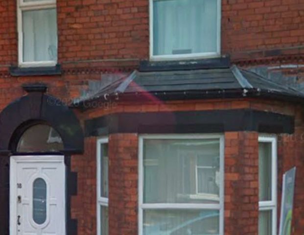 Arpley Street Room 5 - Photo 1